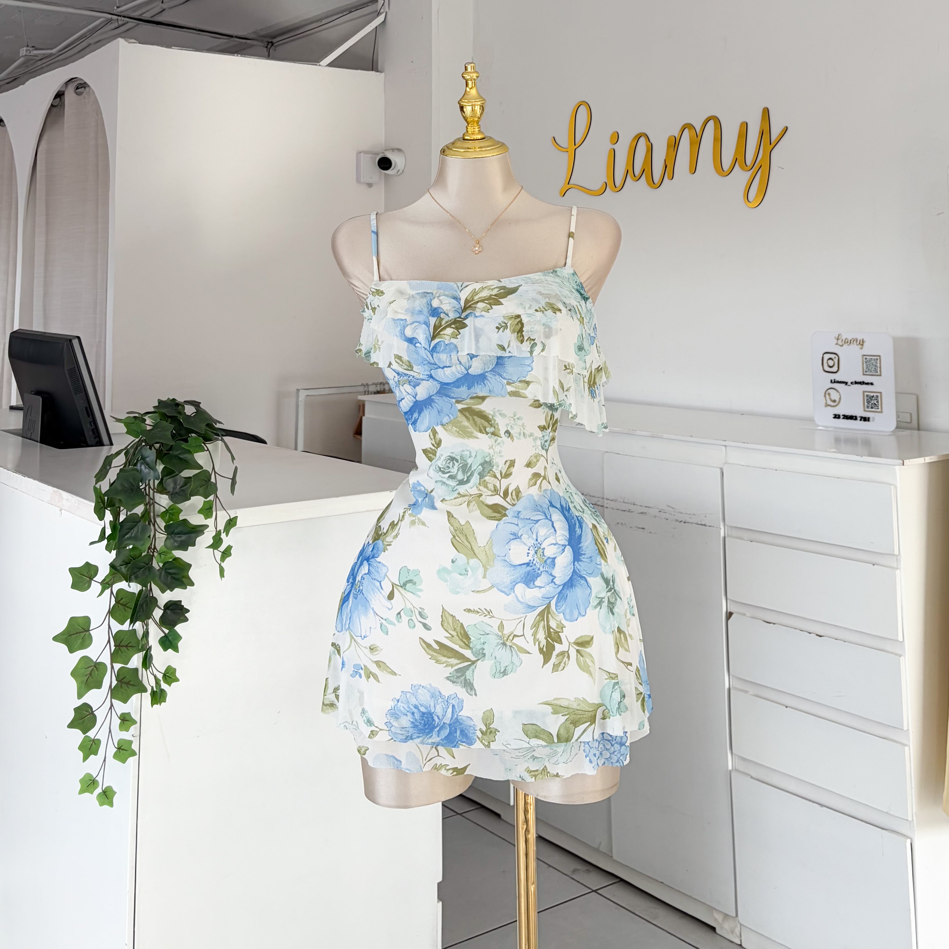 Vestido floreado olanes