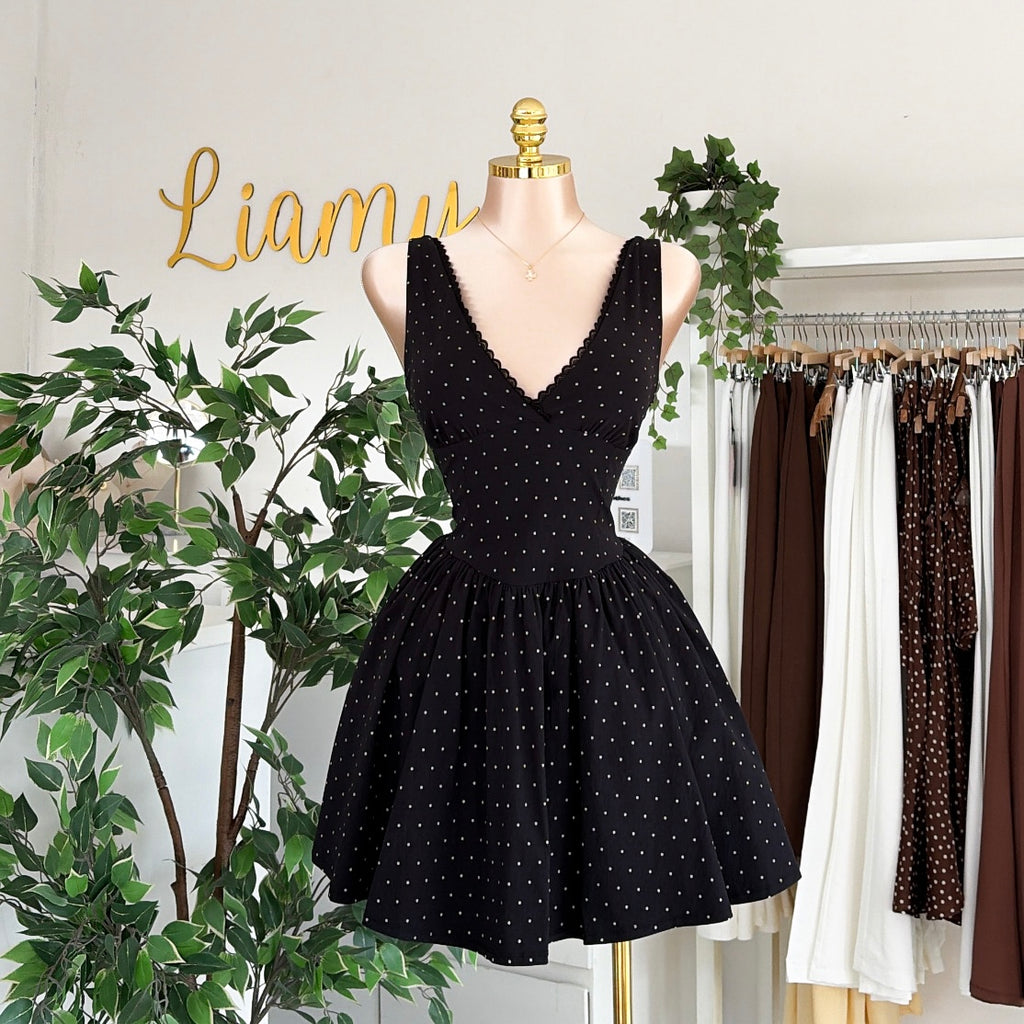 Vestido puntos escote
