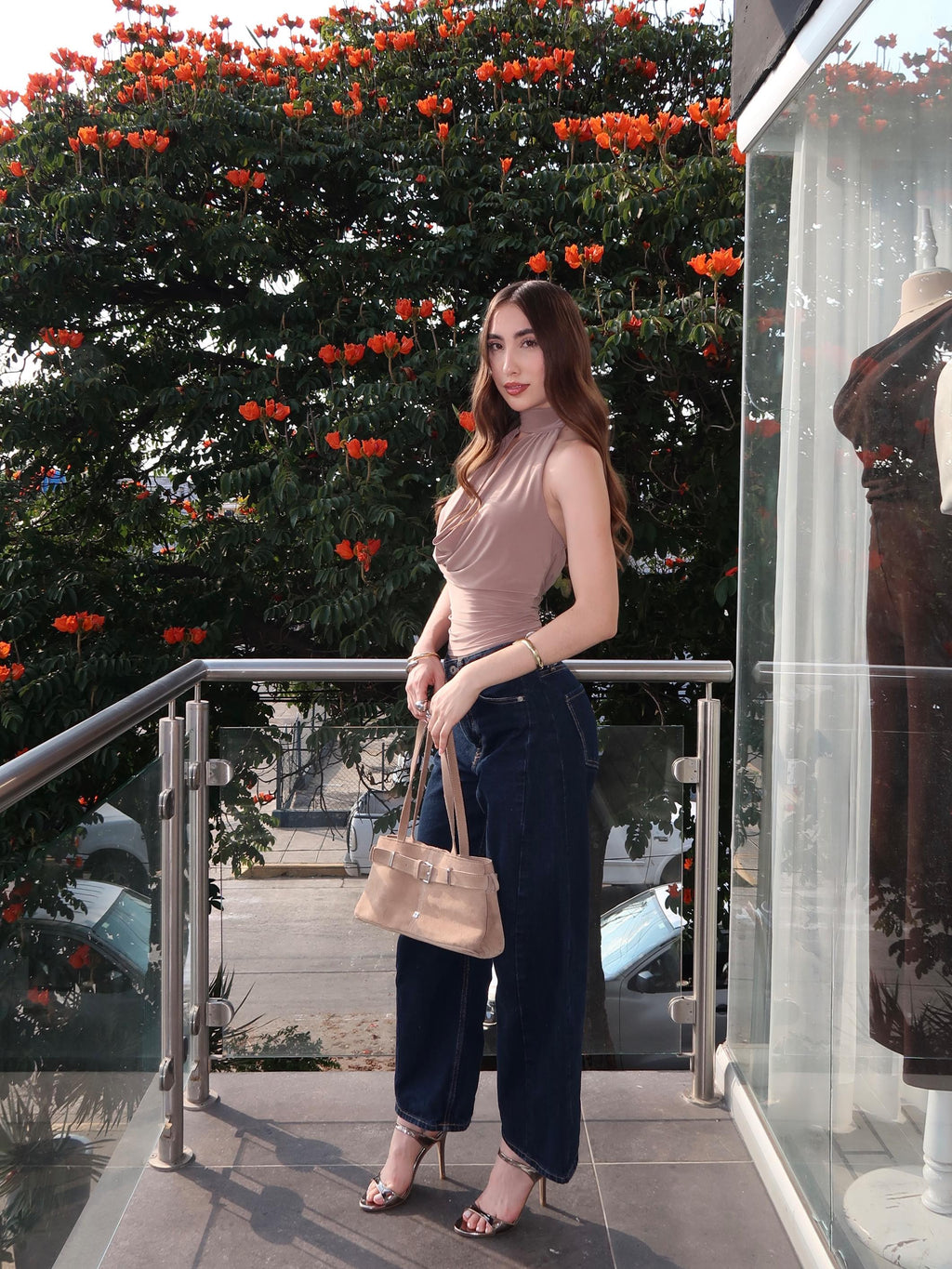 Blusa Halter pecho holgado