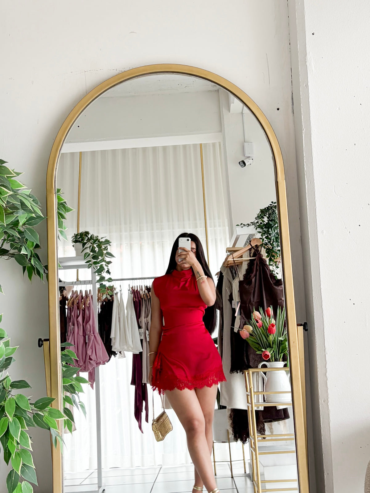 Vestido encaje abertura