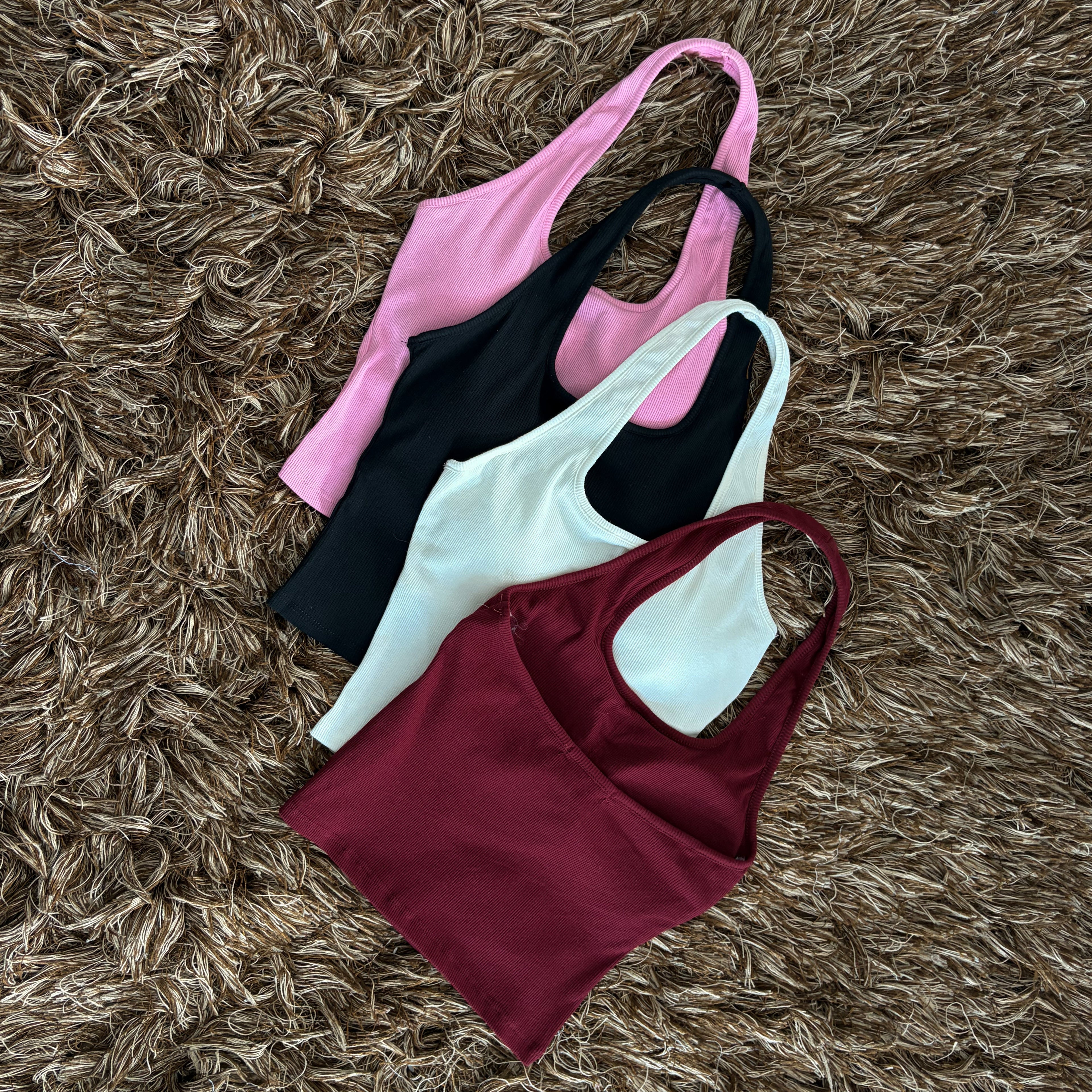 Top básico Halter copas
