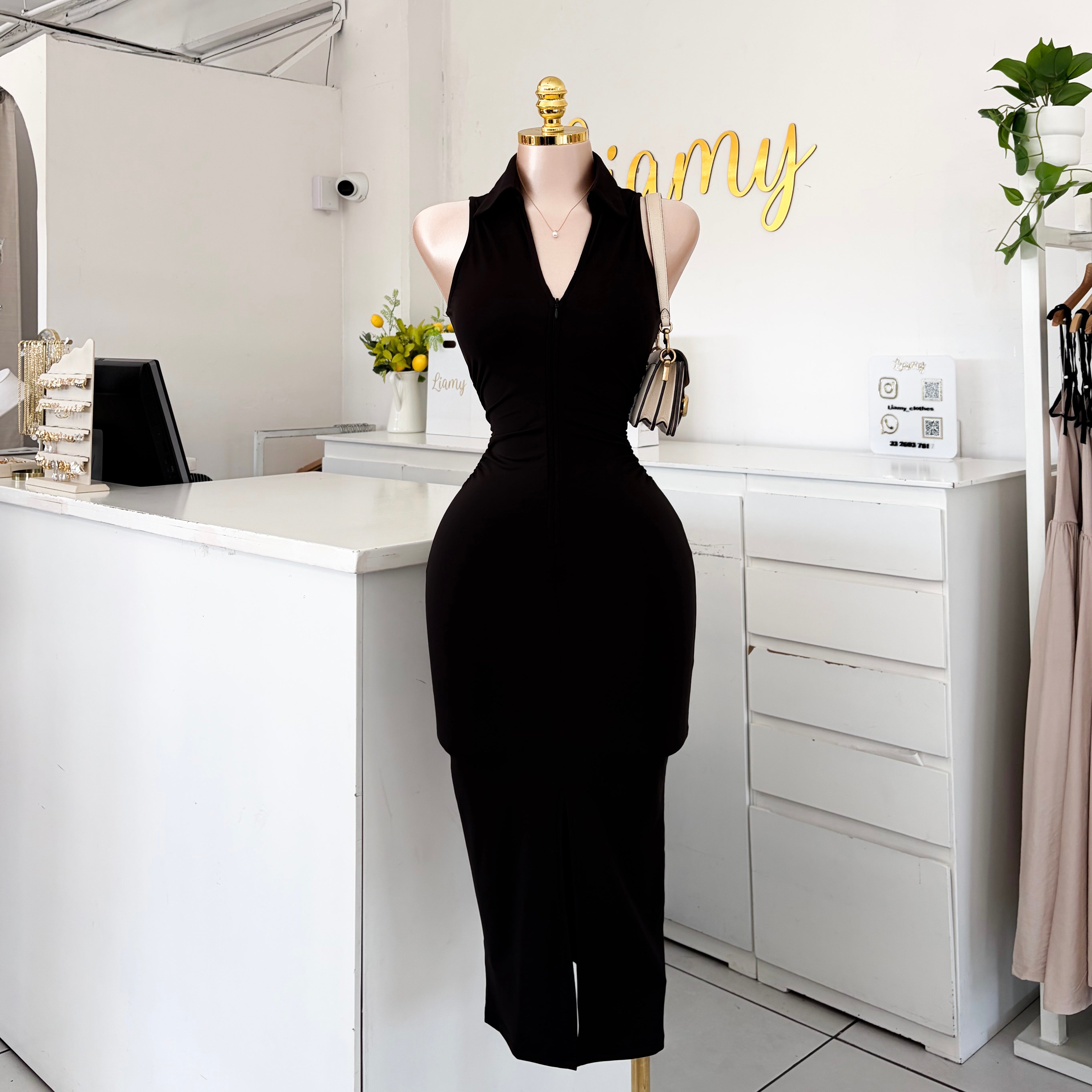 Vestido cuellito Cierre