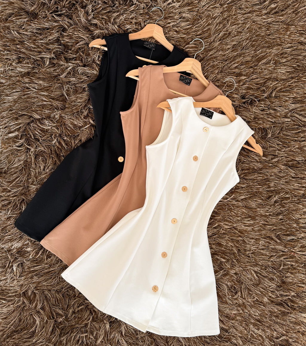 Vestido tipo sastre botones dorado