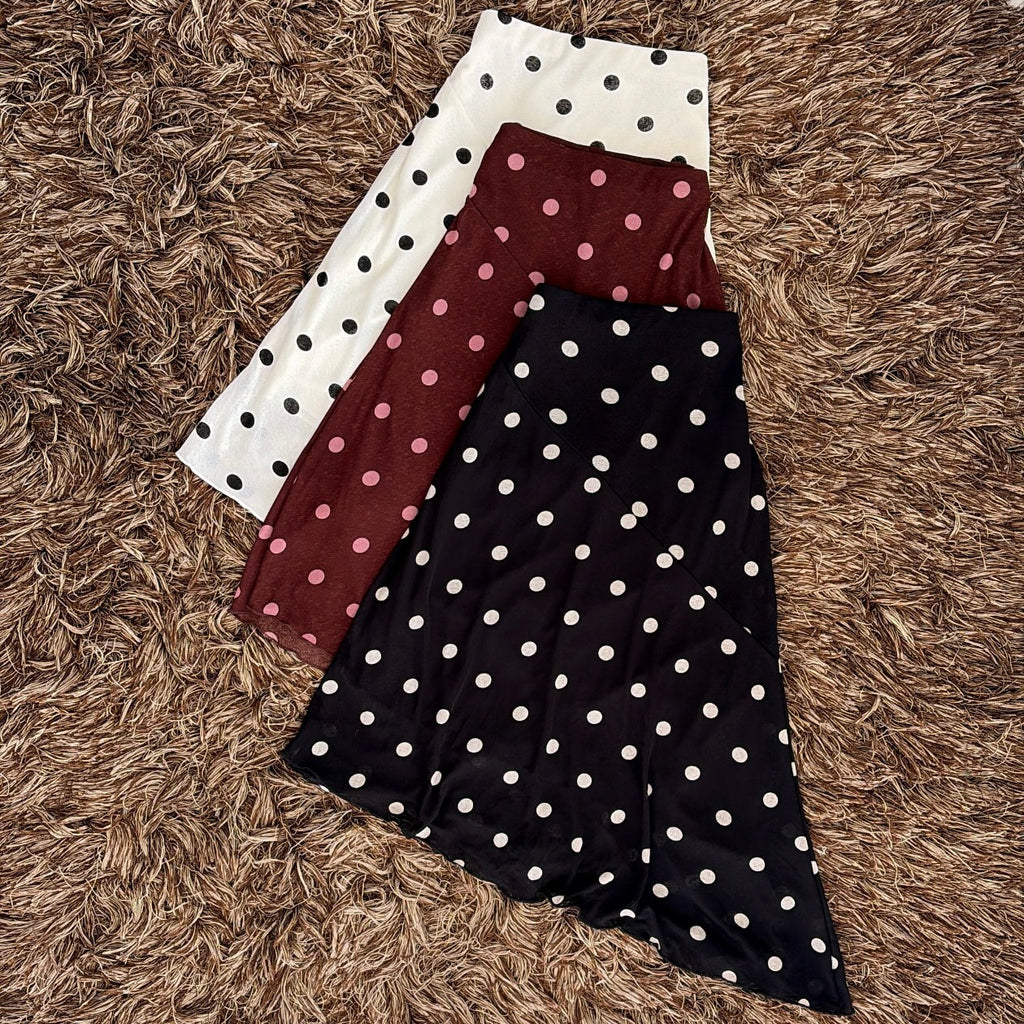 Falda puntos asimétrica
