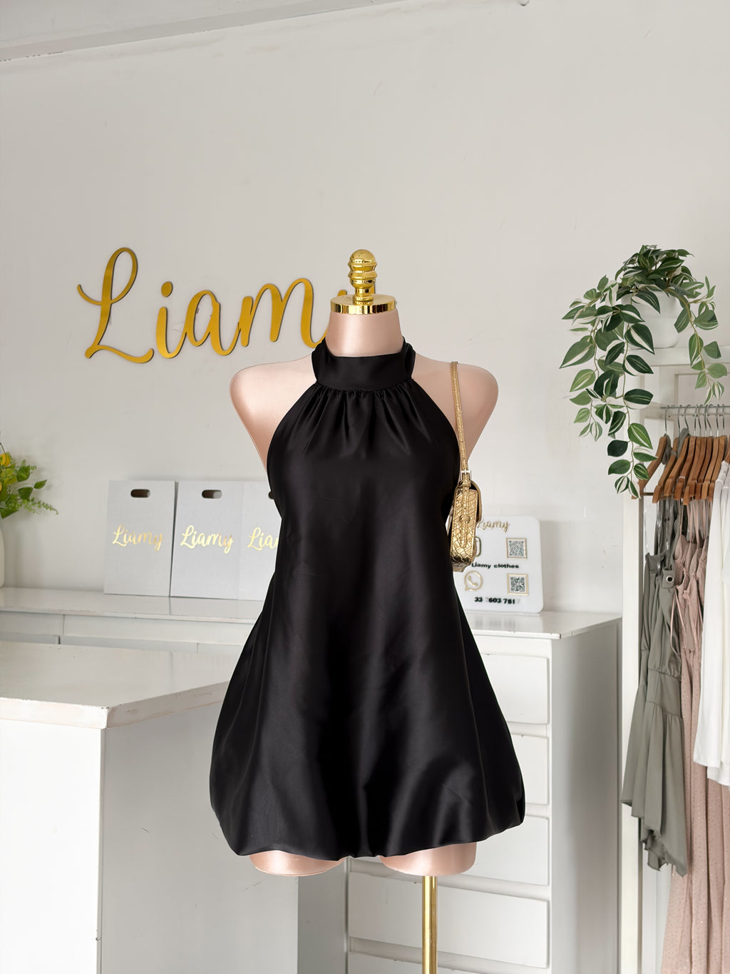 Vestido satén globo