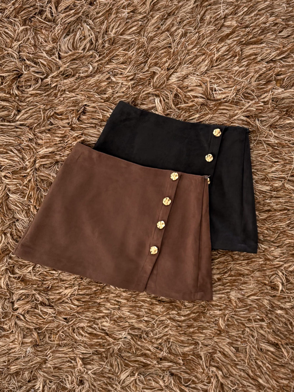 Falda short botones