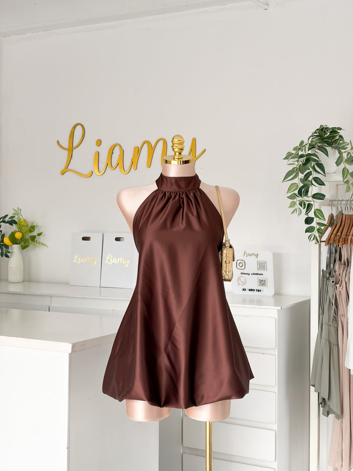 Vestido satén globo