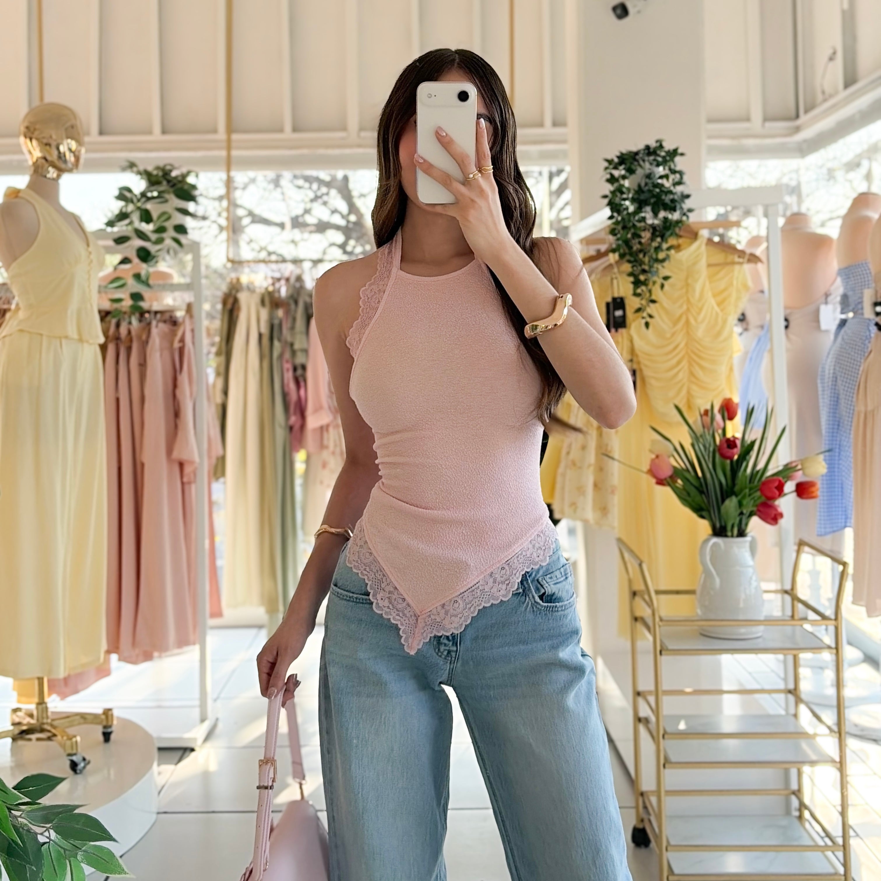 Blusa halter encaje pico