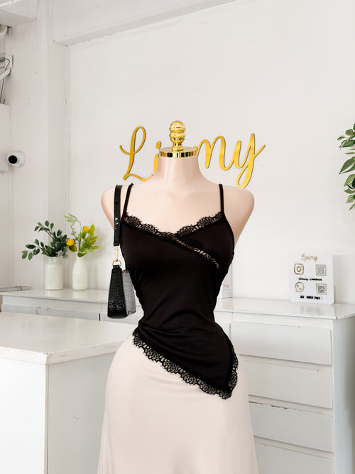 Blusa tirante encaje
