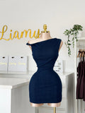 Vestido denim manga torcida