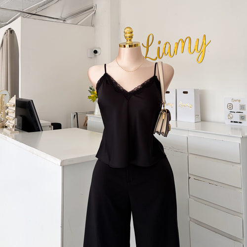 Blusa tirantes satén con encaje