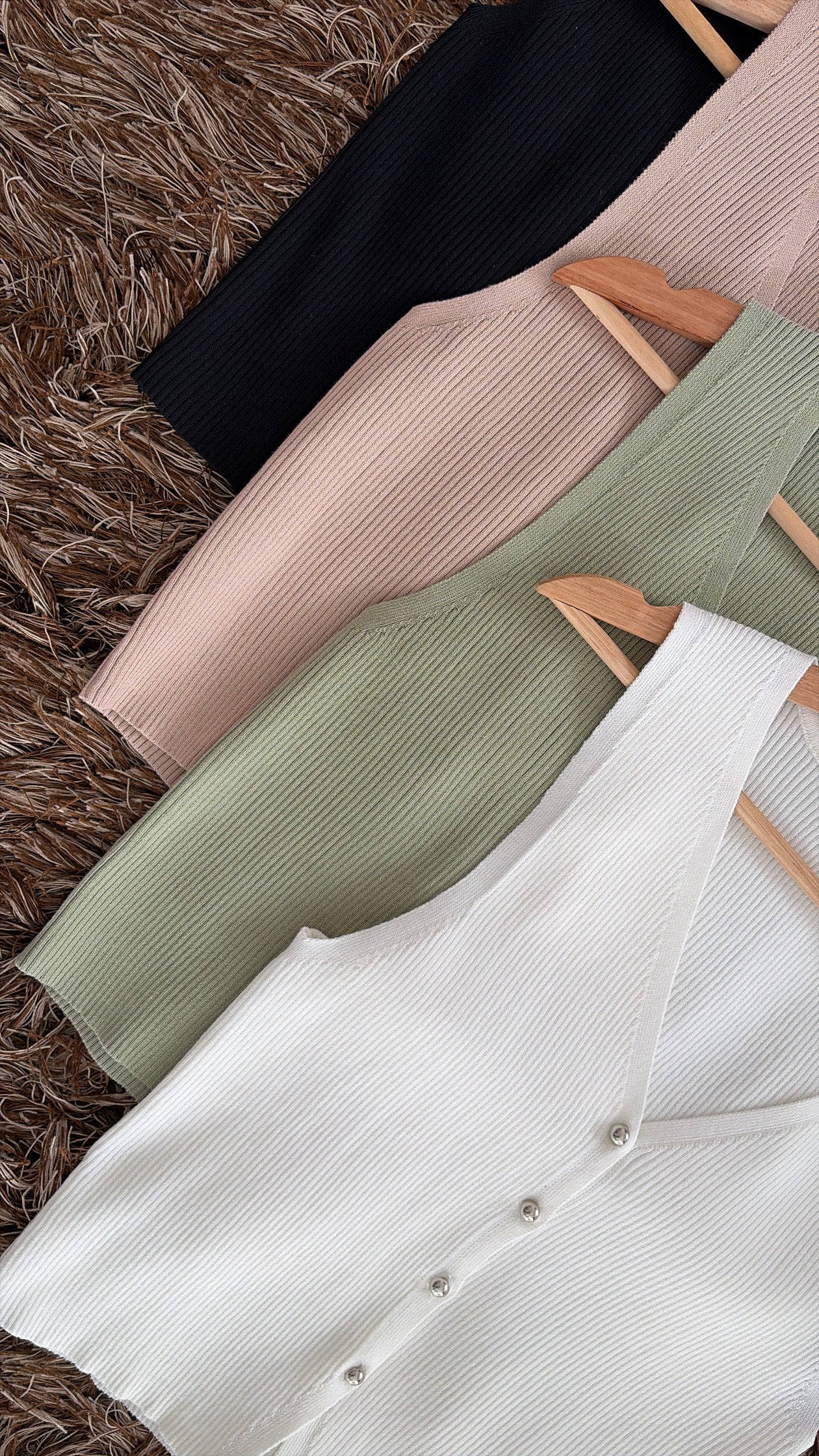 Blusa canele botones dorados