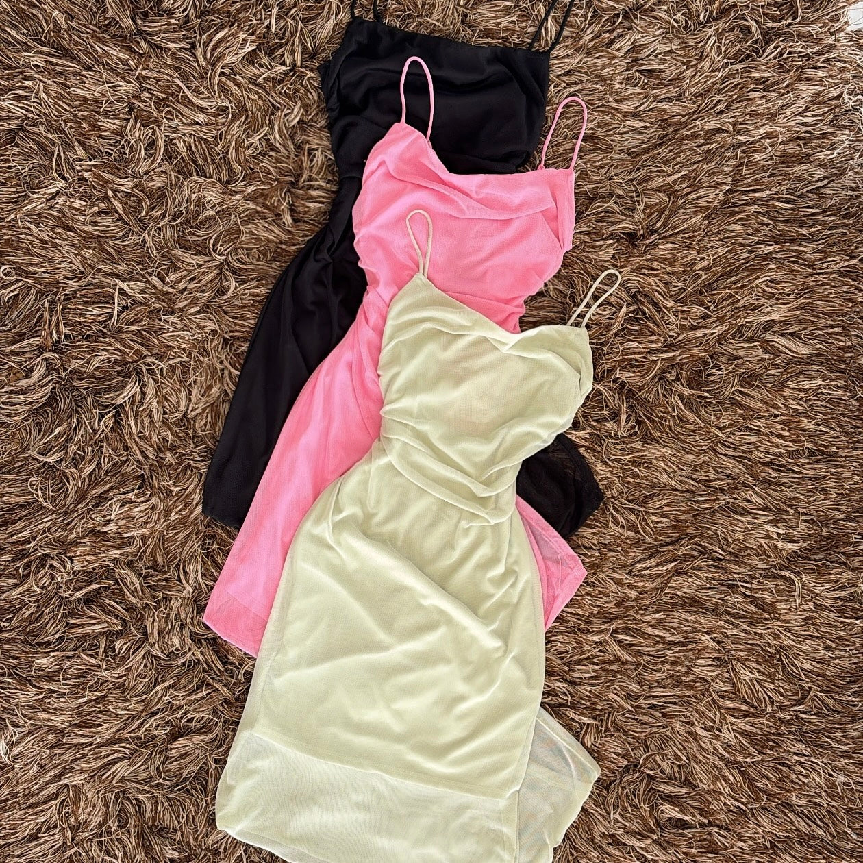 Vestido mesh escote recto