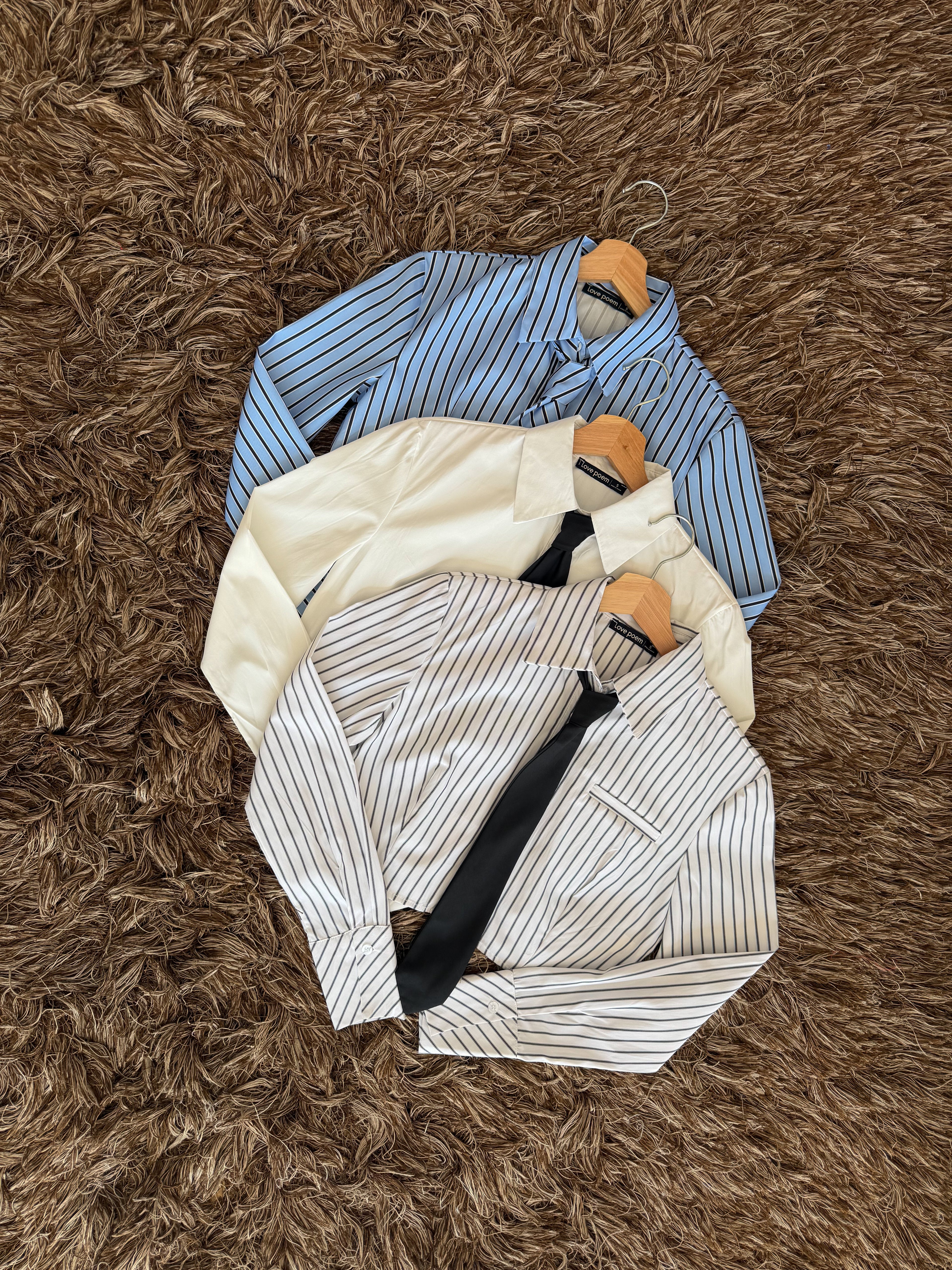 Camiseta corbata