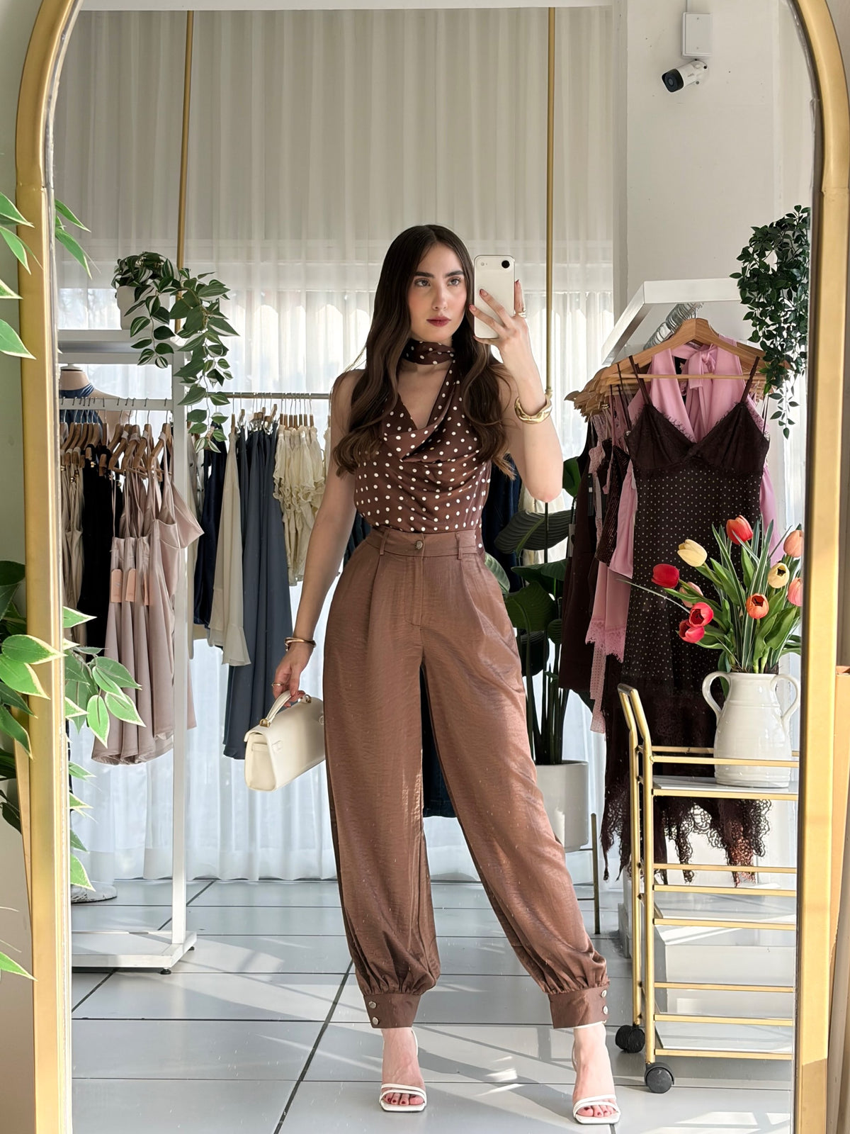 Blusa holgada tira puntos