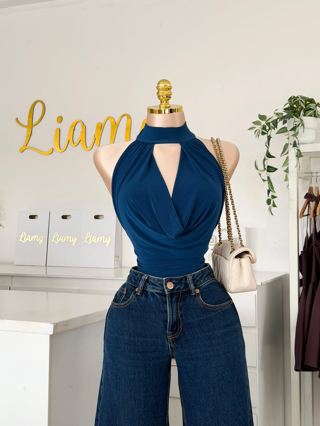 Blusa Halter pecho holgado
