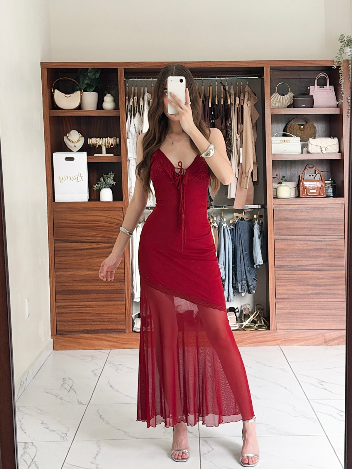 Vestido largo pecho encaje