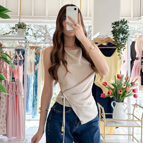 Blusa simétrica tiras