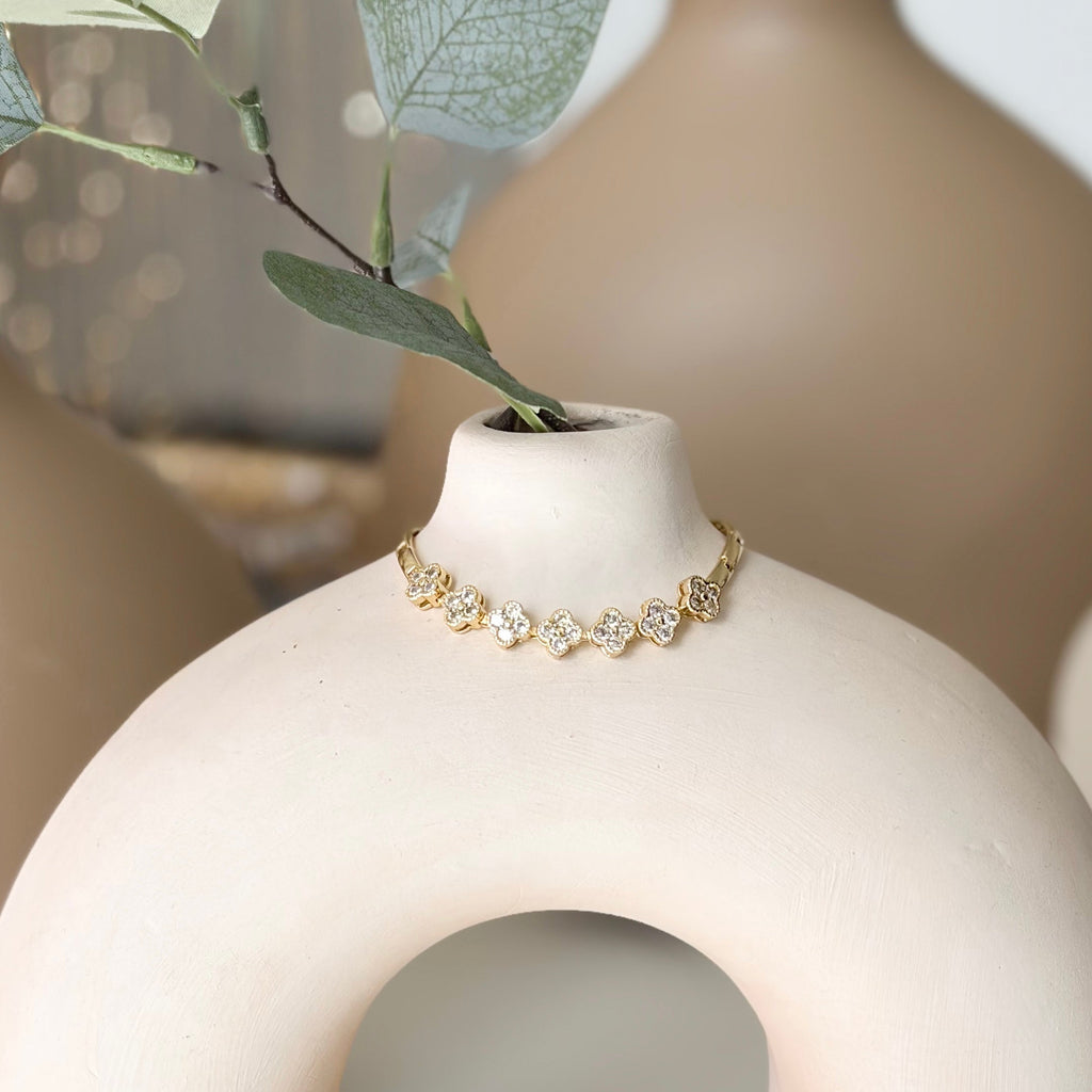 Pulsera flores cristales ORO LAMINADO