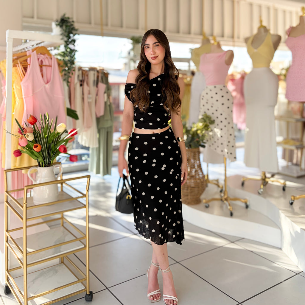 Falda puntos asimétrica