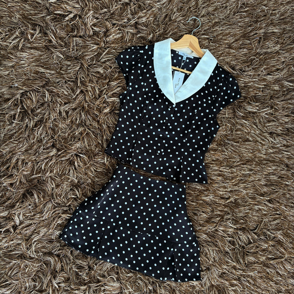 Set puntos cuello blanco V