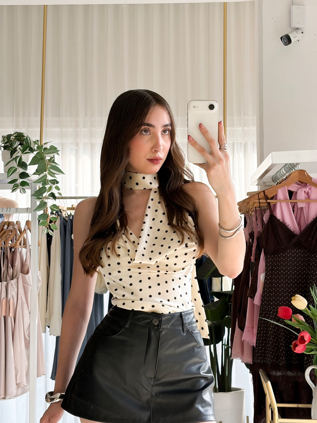 Blusa holgada tira puntos