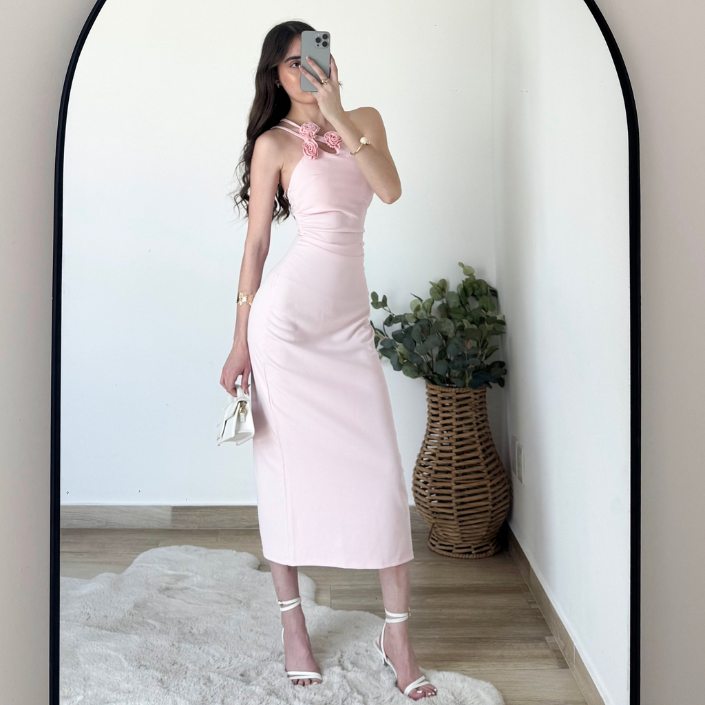 Vestido 3 flores pecho