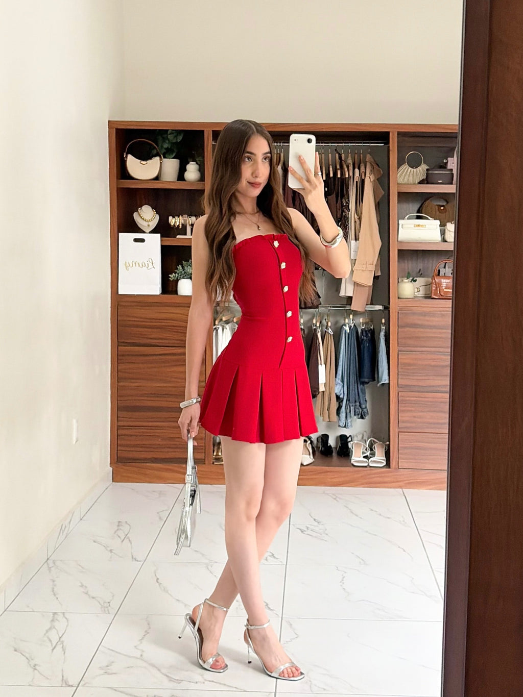 Vestido tableado botones flor