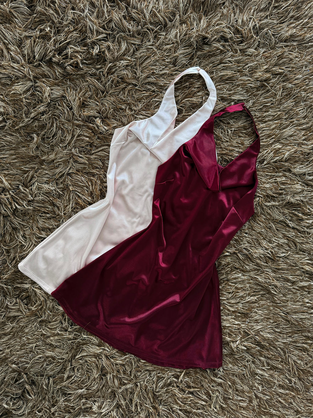 Vestido Halter satén