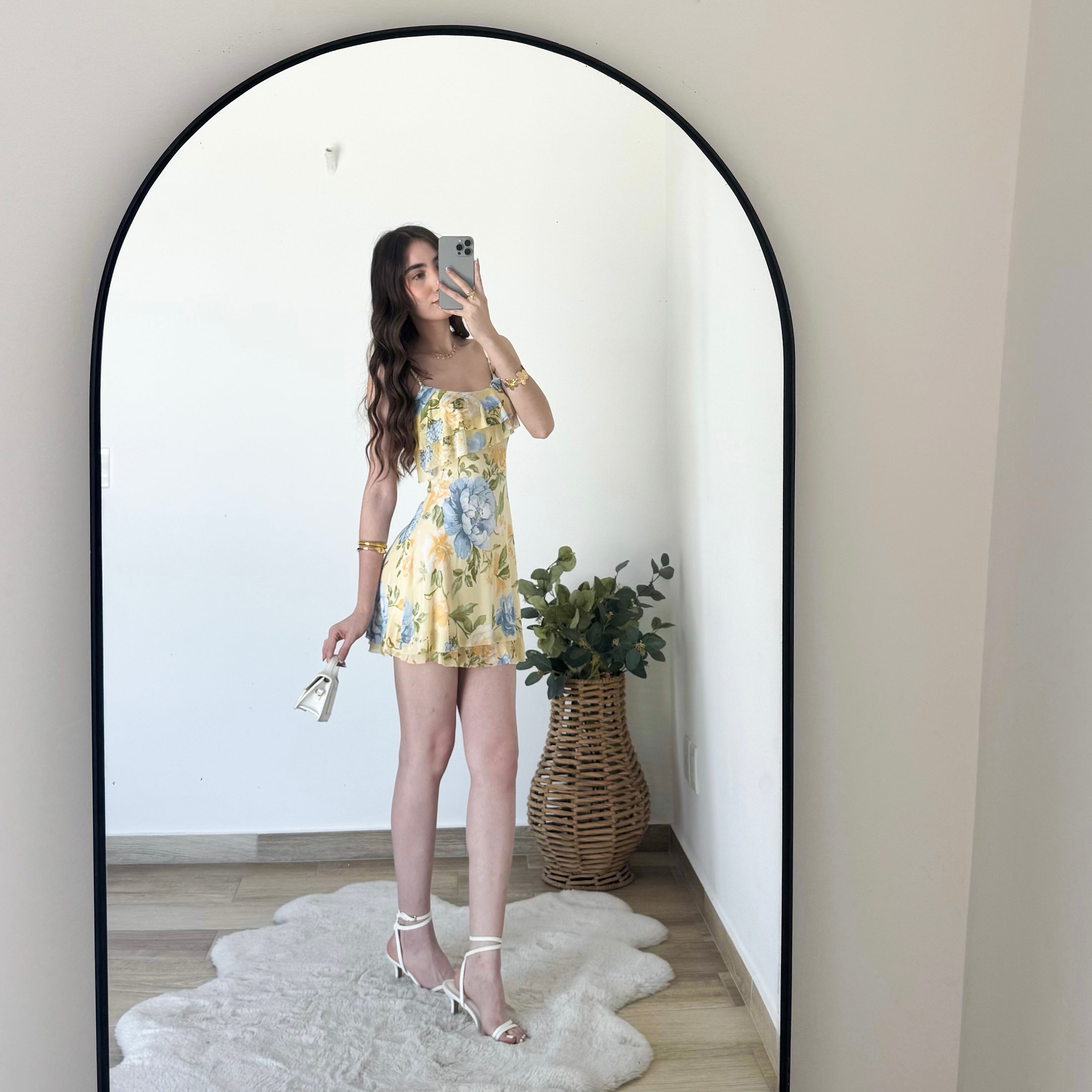 Vestido floreado olanes