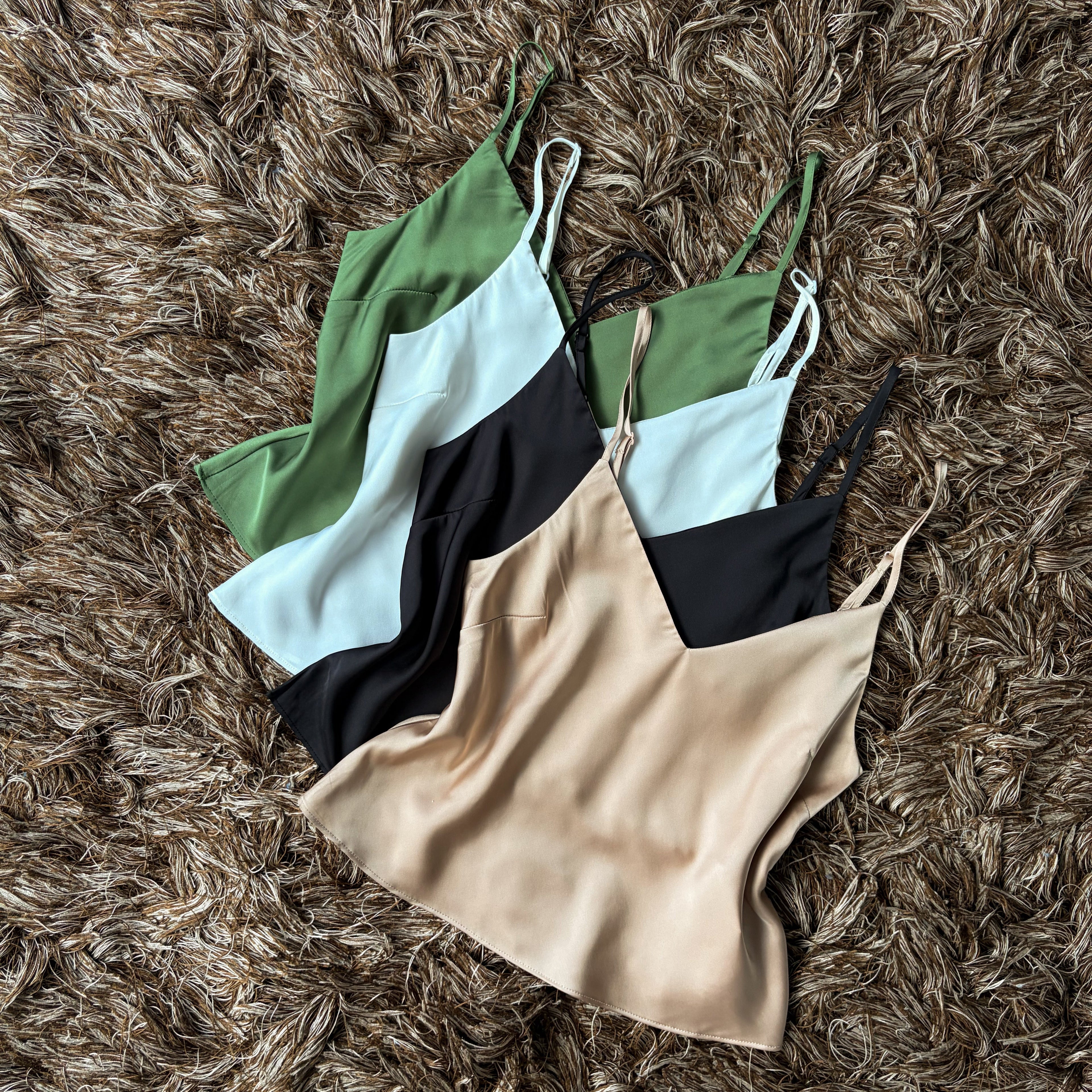 Blusa tirantes satén
