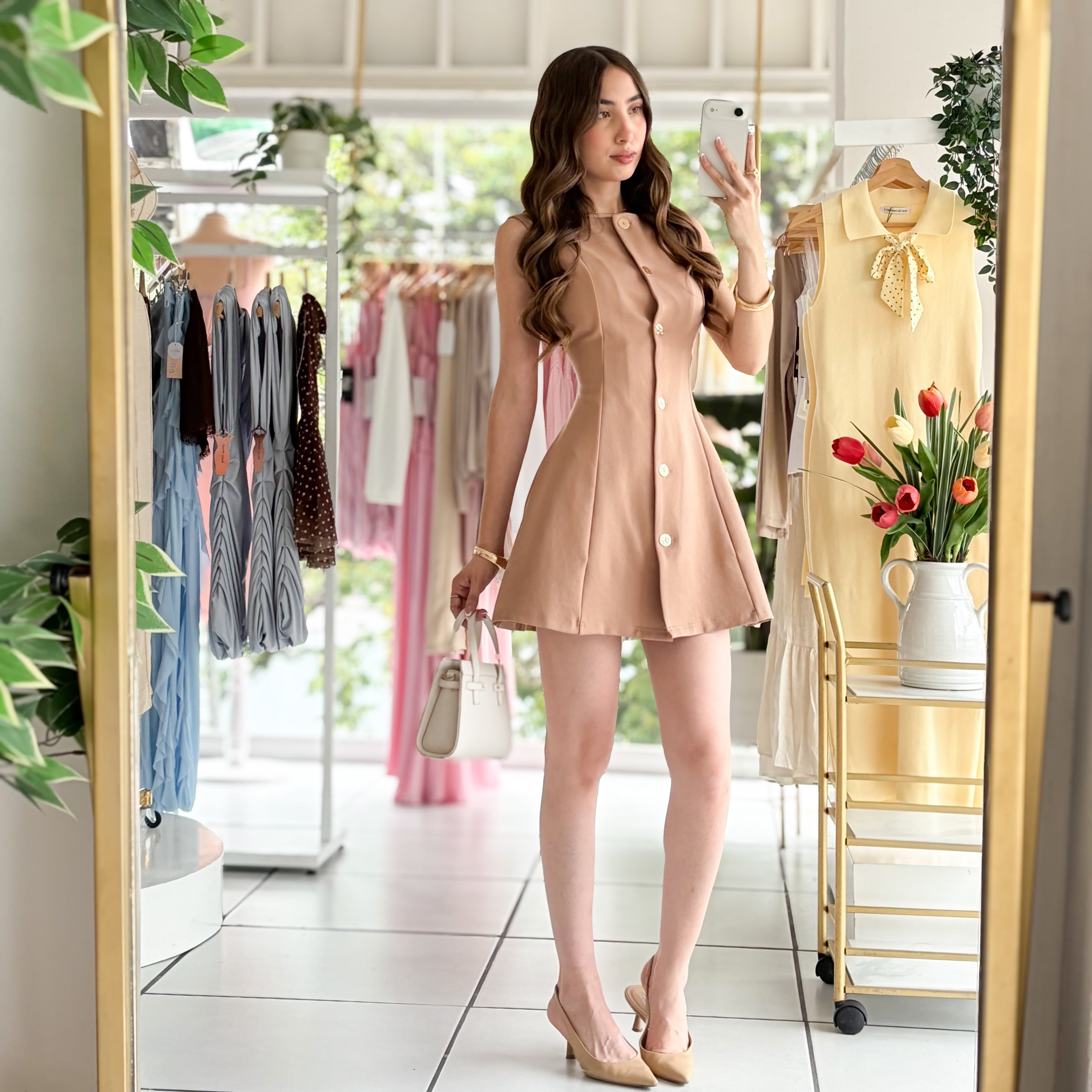 Vestido tipo sastre botones dorado