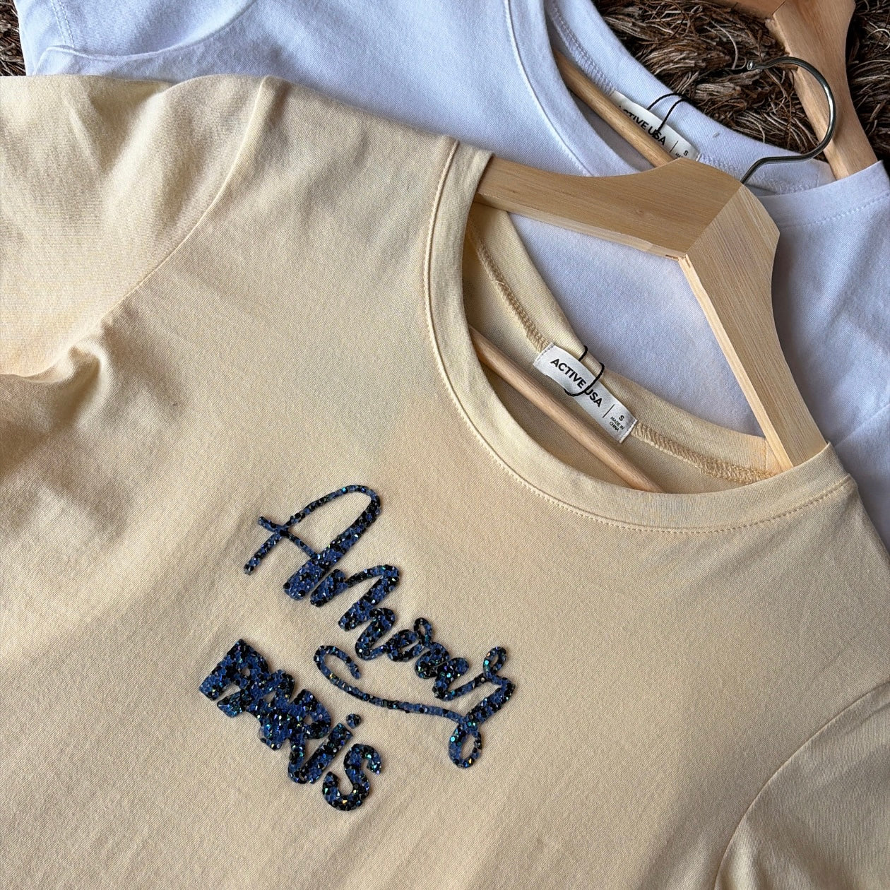 Blusa letras brillos