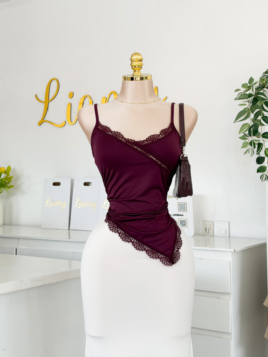 Blusa tirante encaje