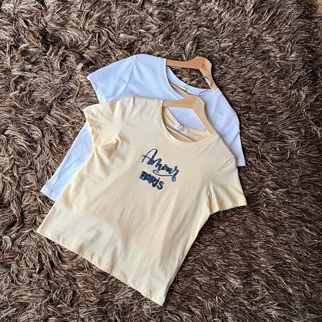 Blusa letras brillos