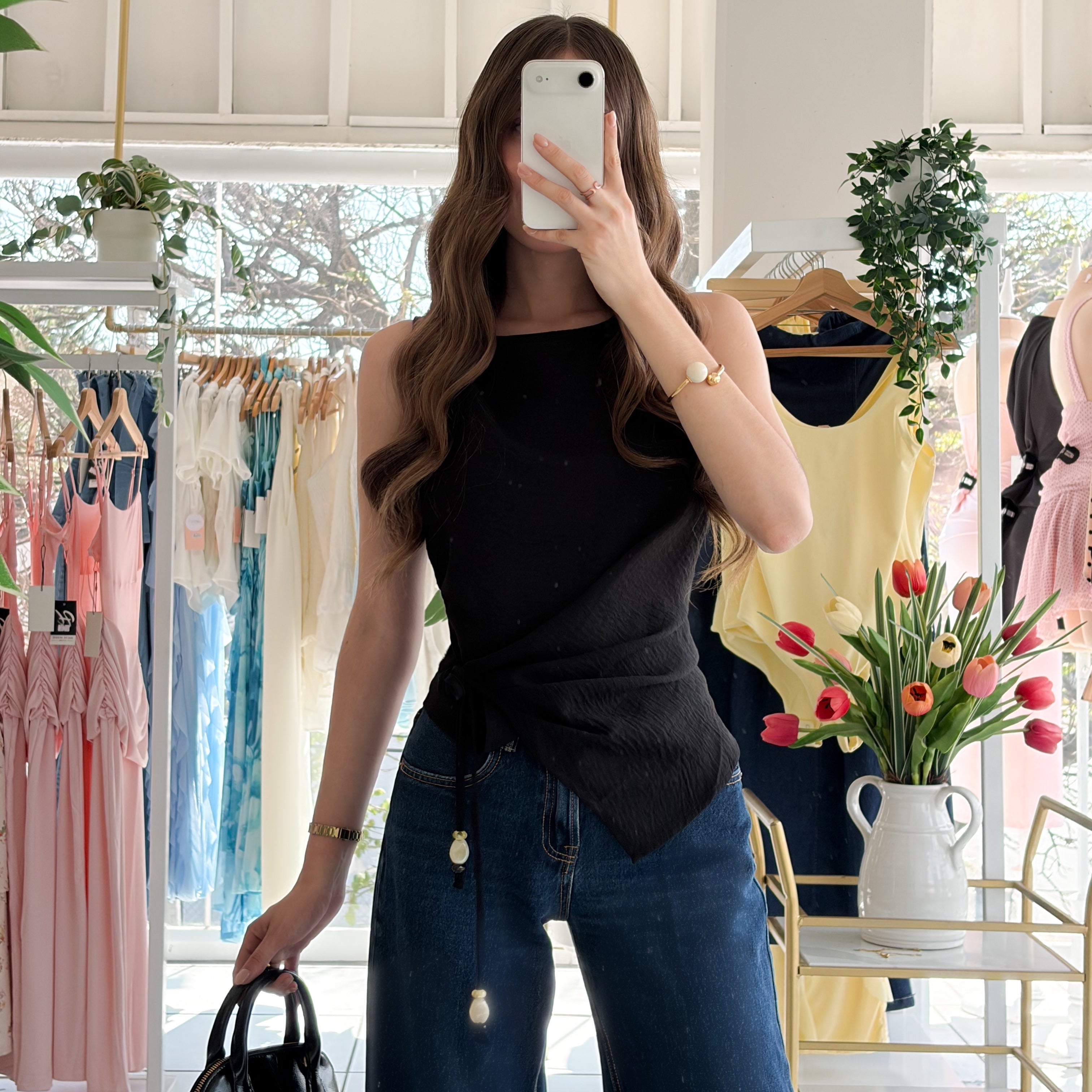 Blusa simétrica tiras