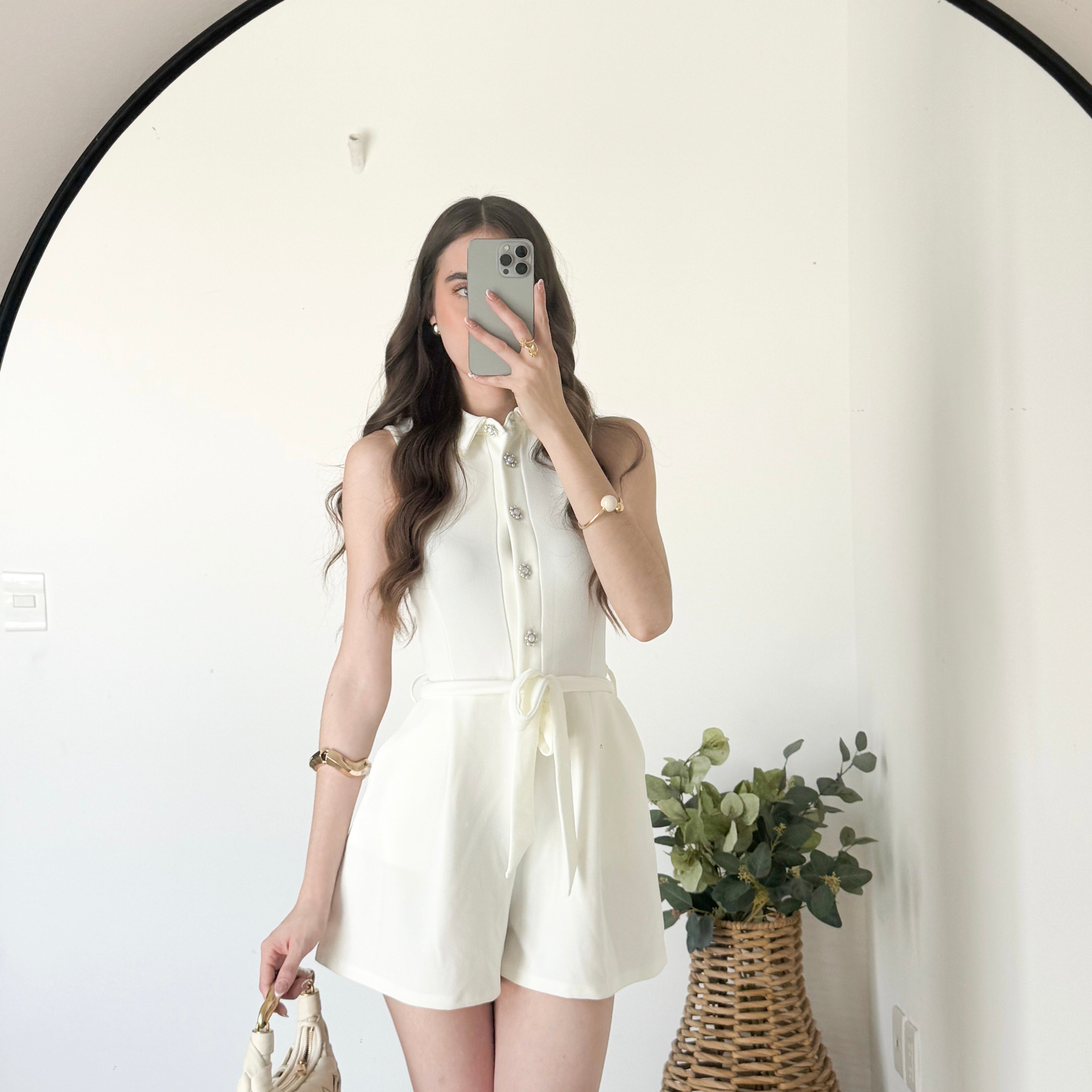 Jumper con fajo botón de perlas