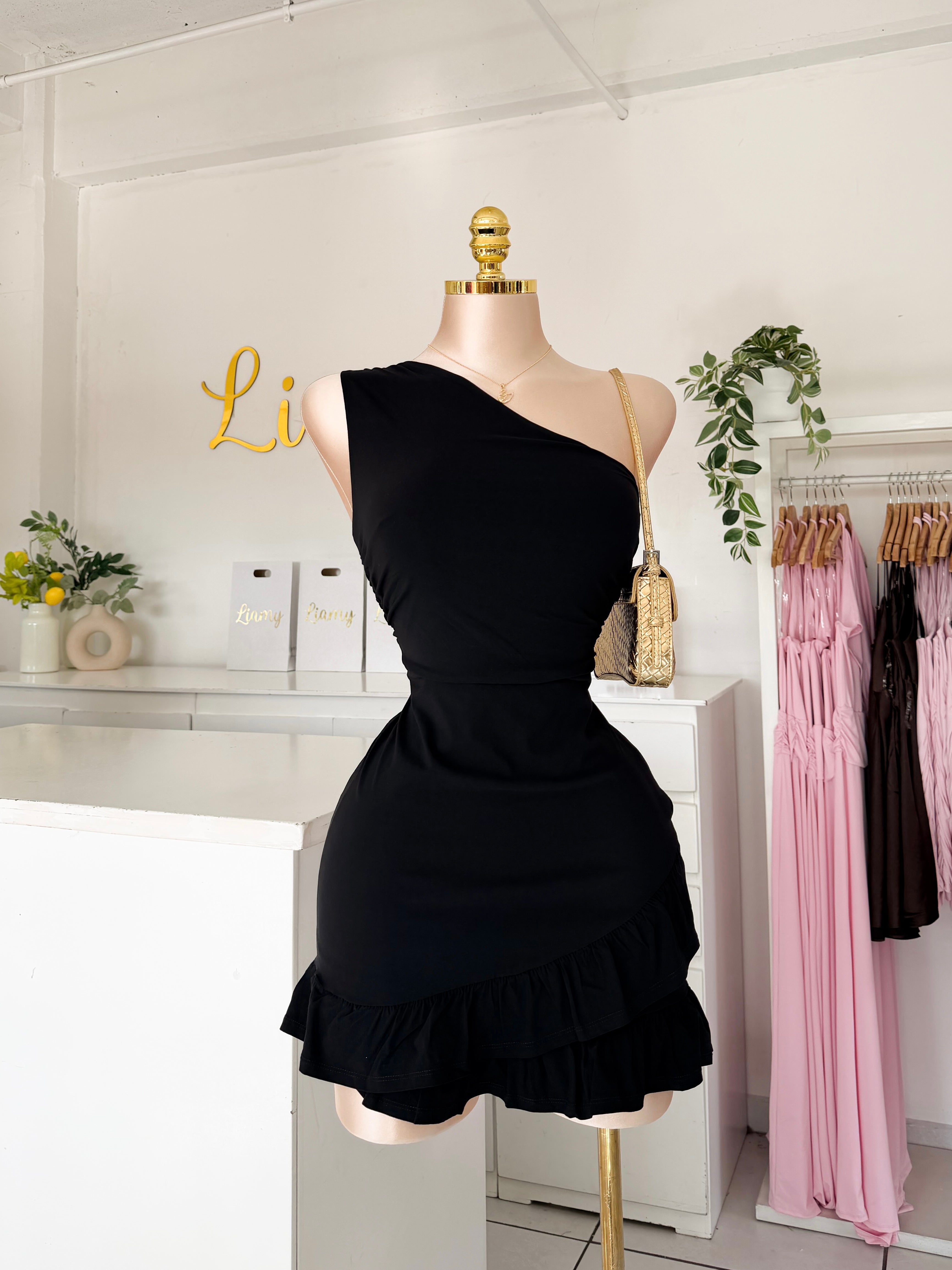 Vestido una manga Olán
