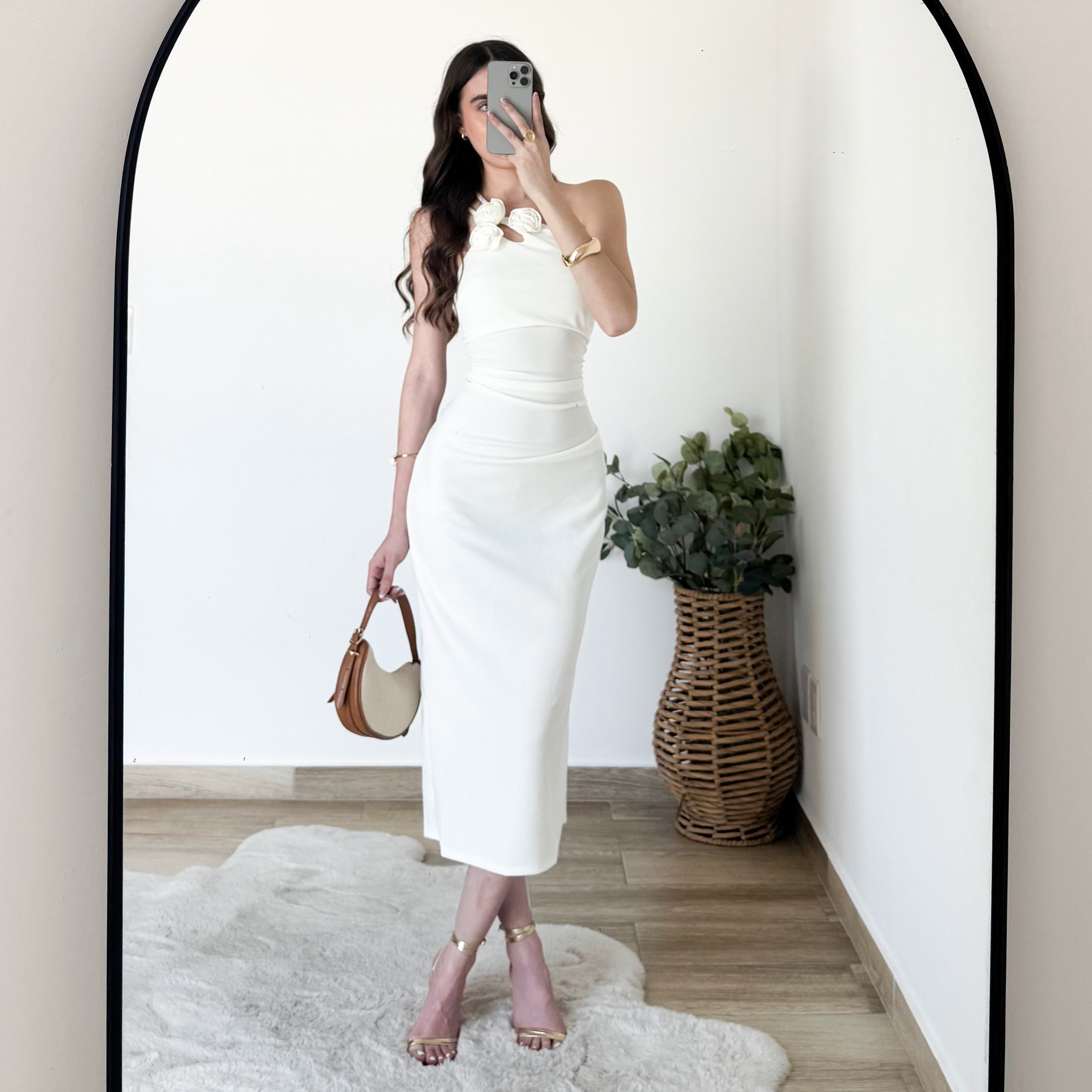 Vestido 3 flores pecho