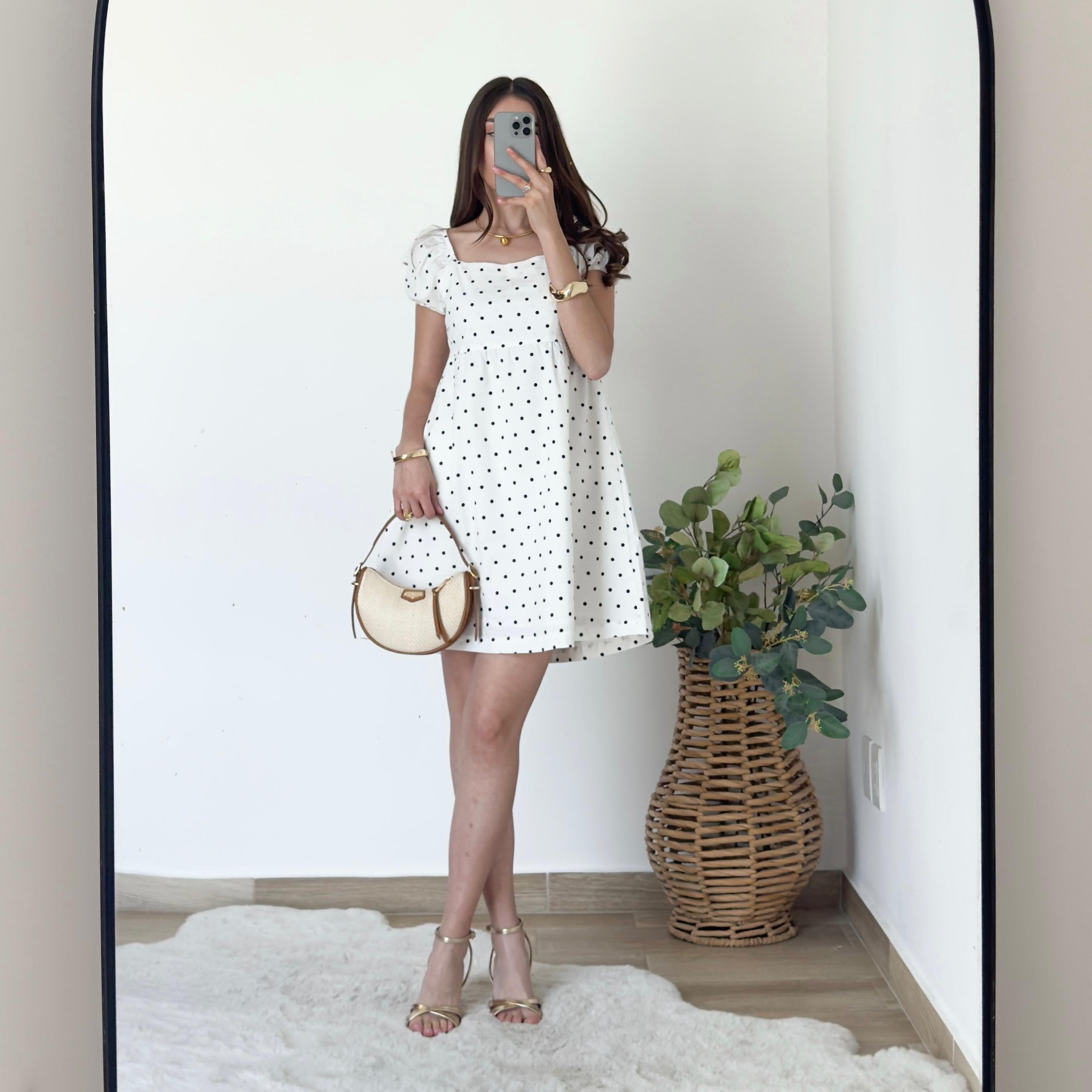 Vestido puntos blanco